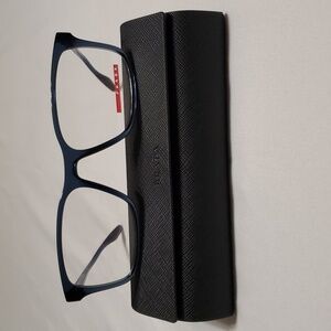 Male prada frame